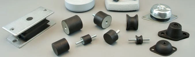 Materiale in gomma per assorbimento degli urti e sua applicazione